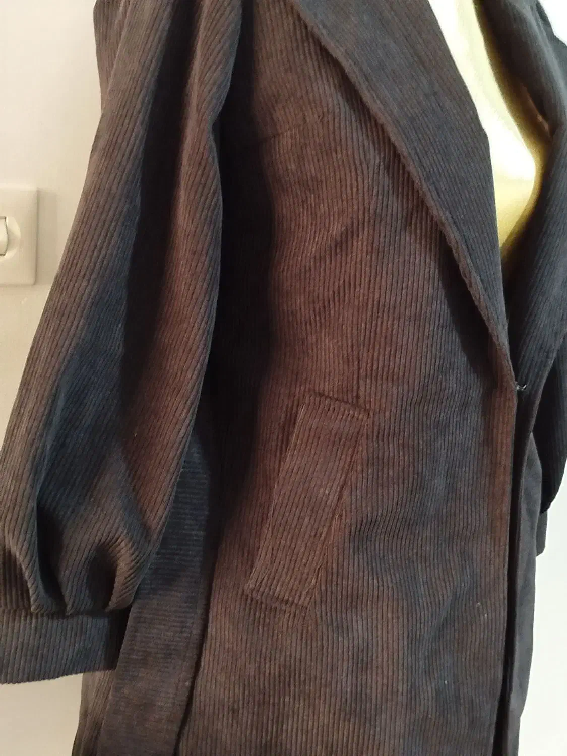 پالتو|لباس|سمنان, |دیوار