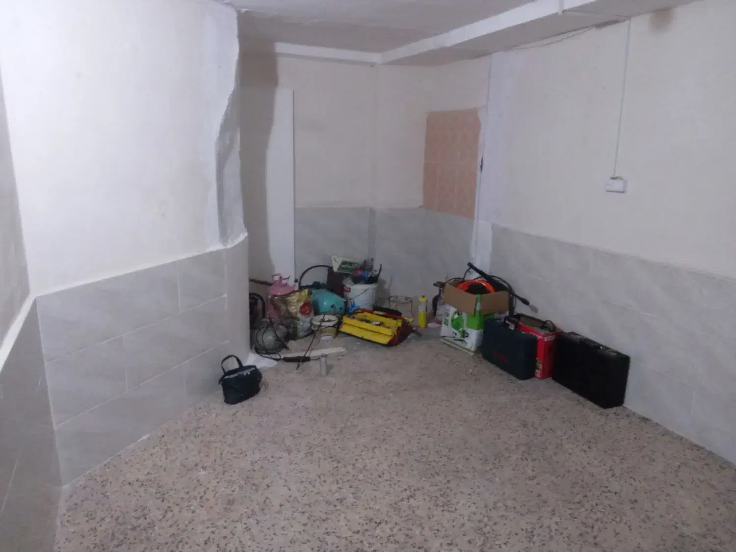 فروش‌مغازه‌در‌امل‌دریای‌۵۵|فروش مغازه و غرفه|آمل, |دیوار