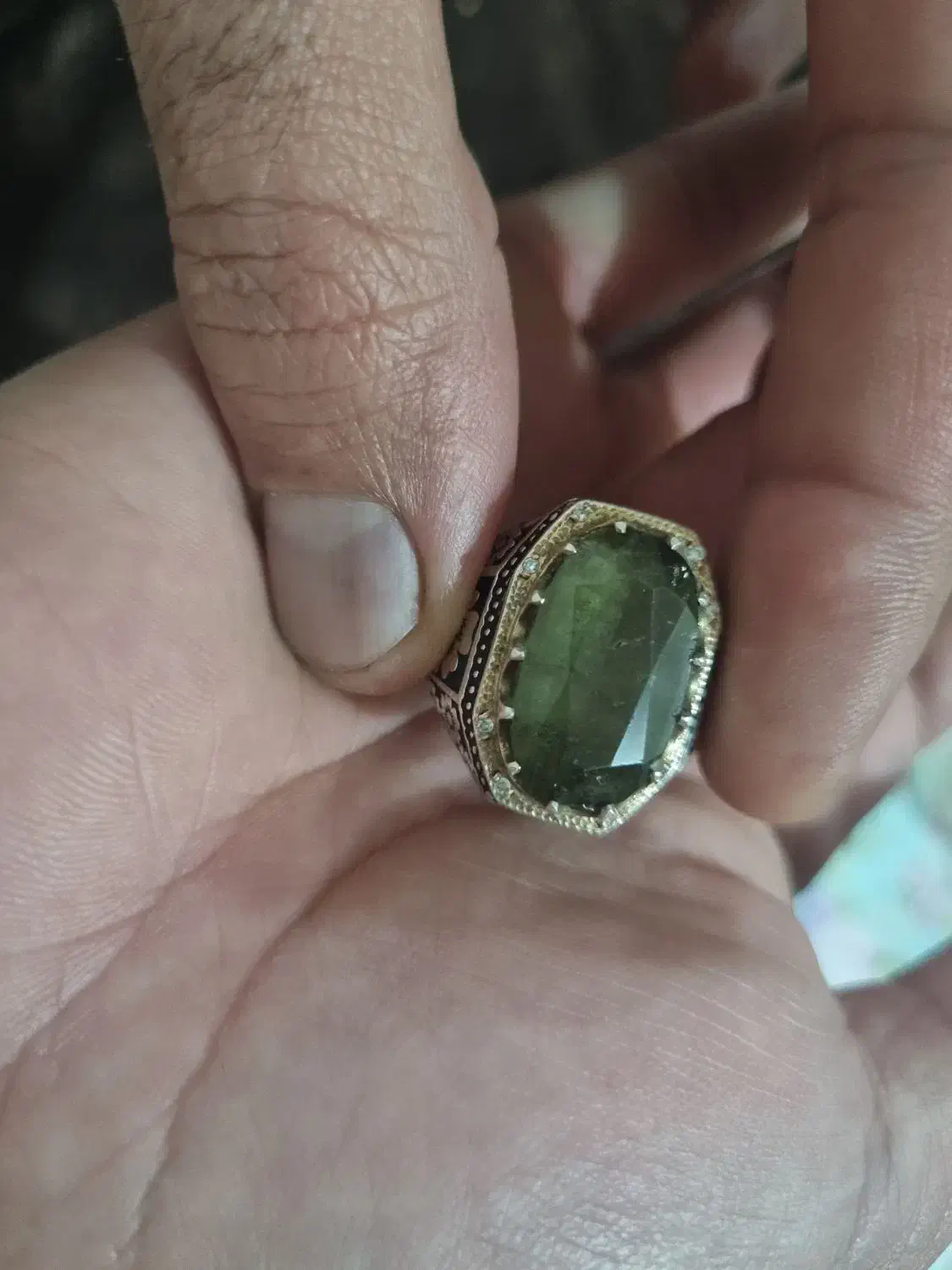 انگشتر یاقوت سبز|جواهرات|زابل, |دیوار