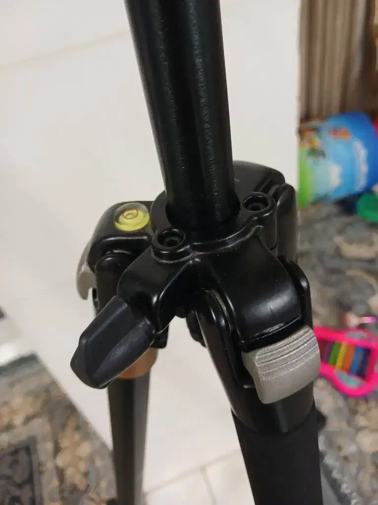 سه پایه|دوربین عکاسی و فیلم‌برداری|قرچک, زیبا شهر|دیوار