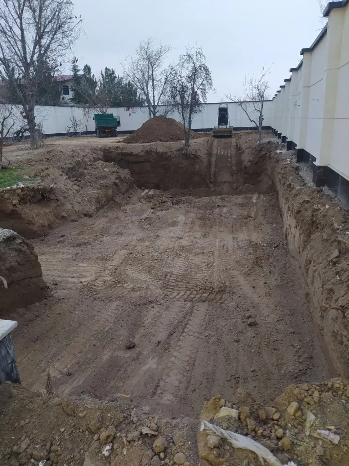 حمل نخاله کندن استخر|خدمات حمل و نقل|چهارباغ, |دیوار