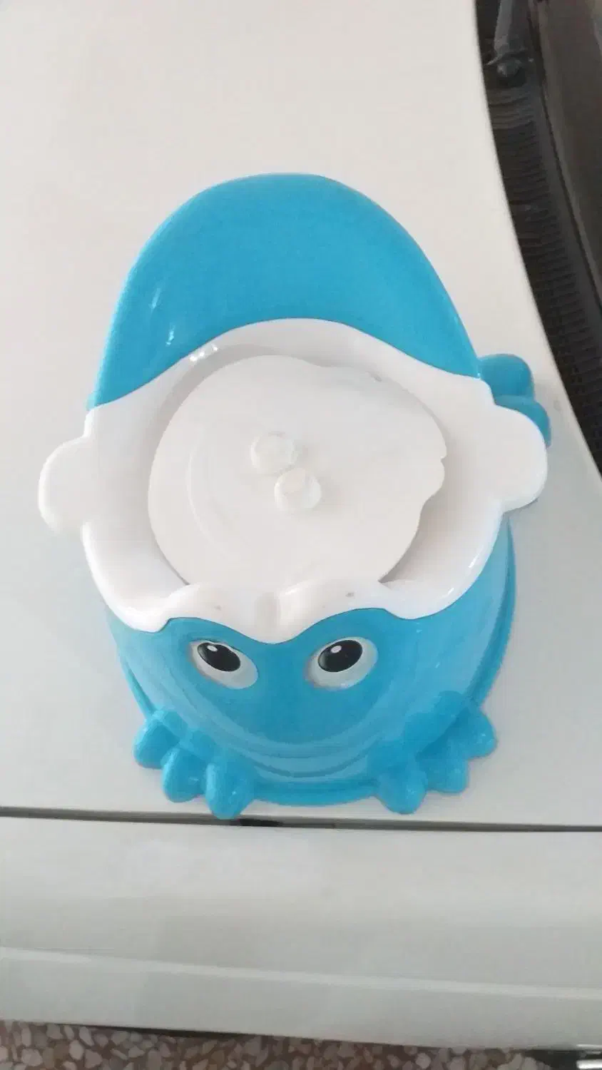 توالت فرنگی کودک بسیار تمیز و نو|اسباب و اثاث بچه|ساری, |دیوار