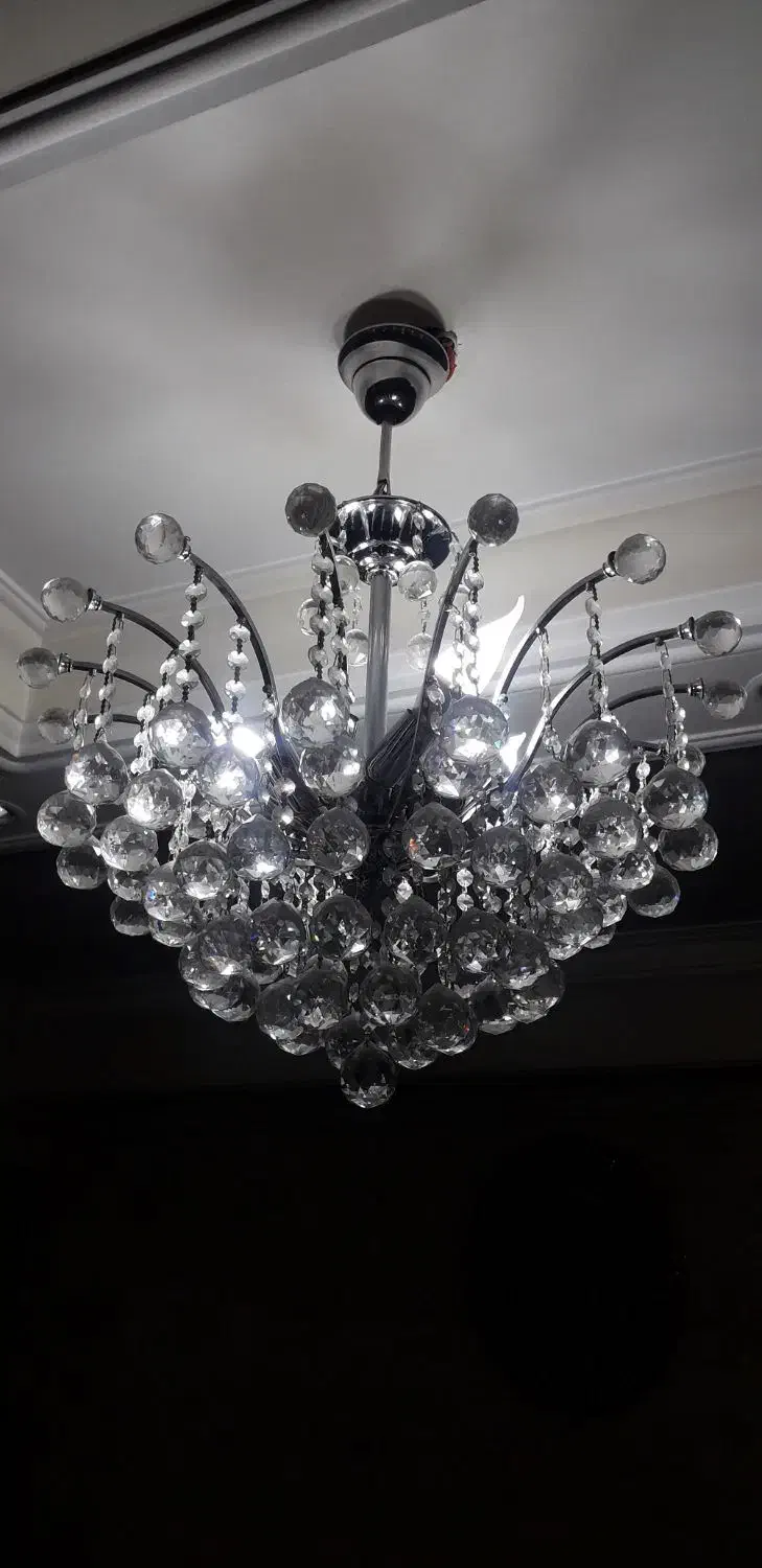 ی جفت لوستر ۱۶ شاخه|لوستر و چراغ آویز|کرمانشاه, |دیوار