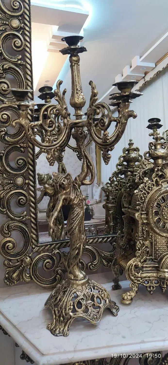 اینه شمعدان|آینه|بروجرد, |دیوار