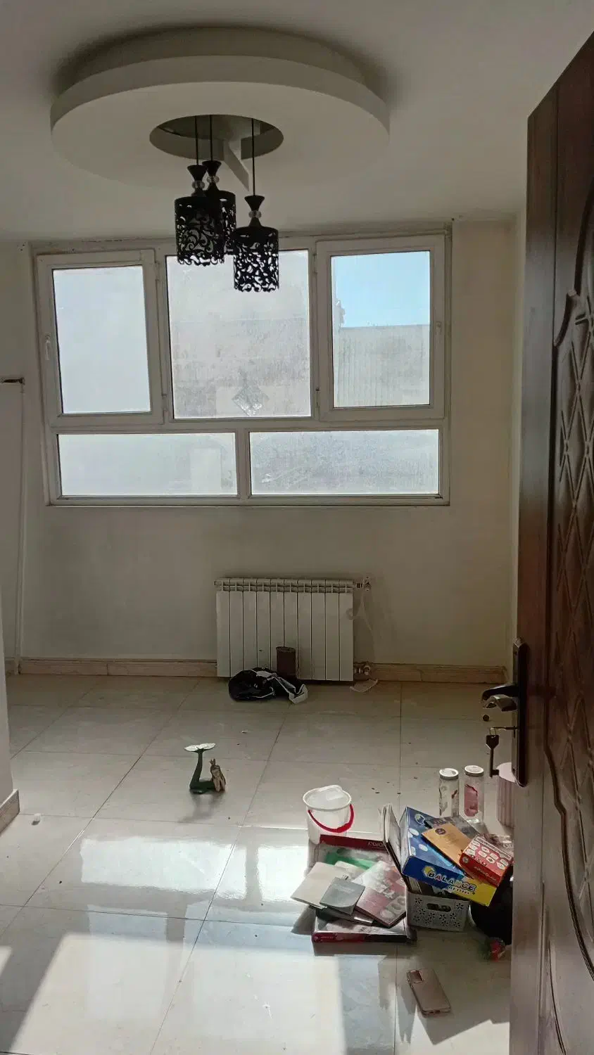 جمالزاده شمالی‌‌/‌‌‌۱۱۵متر۲خوابه/طبقه آخر