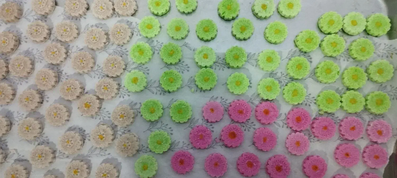 قند رنگی|صنایع دستی و سایر لوازم تزئینی|نیشابور, شهید بهشتی|دیوار