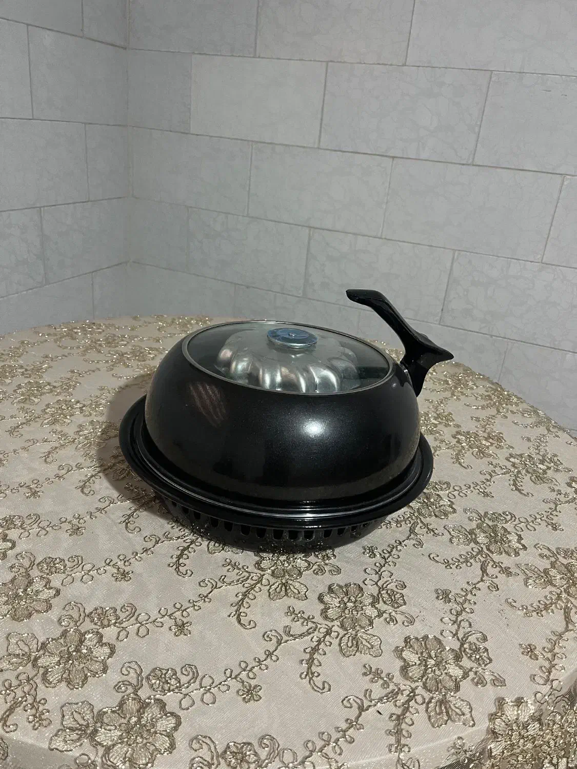 بخارپز|ظروف پخت‌وپز|گلپایگان, |دیوار