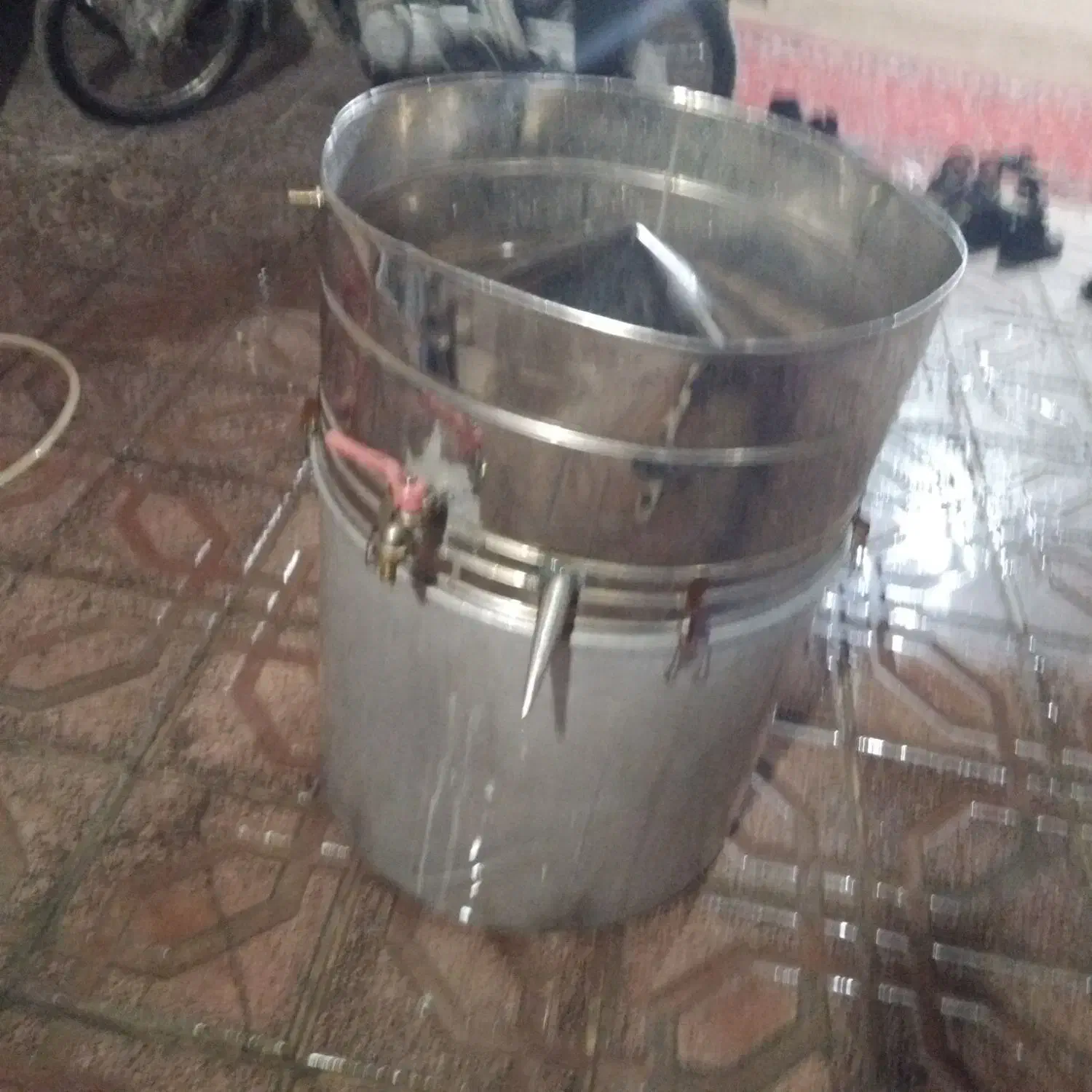 گلابگیری درحد|ظروف پخت‌وپز|چهارباغ, |دیوار