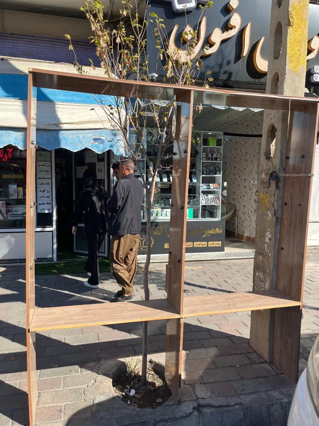 ویترین مغازه چهار طبقه ام دی اف|فروشگاه و مغازه|شوط, |دیوار