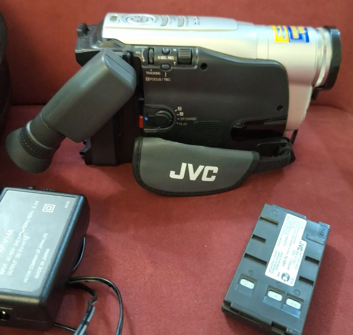 دوربین فیلمبرداری هندی کم jvc ژاپنی اصل آکبند|دوربین عکاسی و فیلمبرداری|تهران, جوادیه تهرانپارس|دیوار
