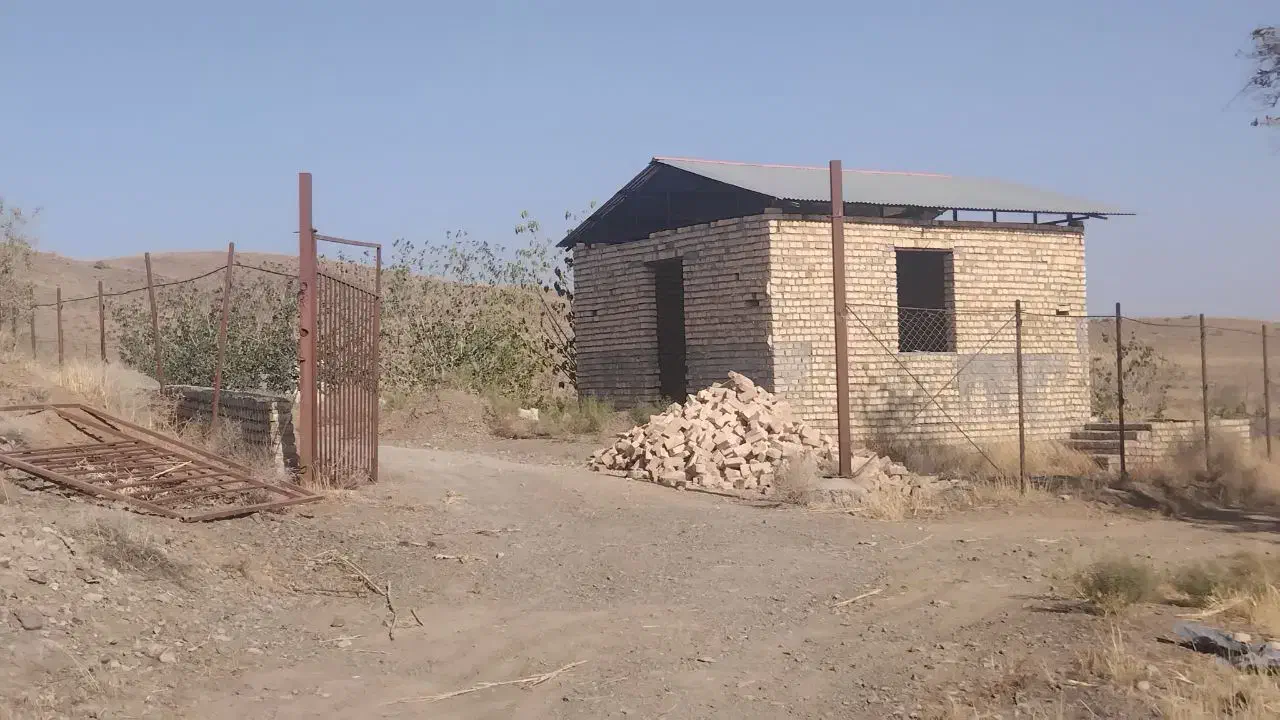 باغ دستجرد روستای سفیدآله قیمت مفت زدم|فروش خانه و ویلا|قم, آزادگان|دیوار