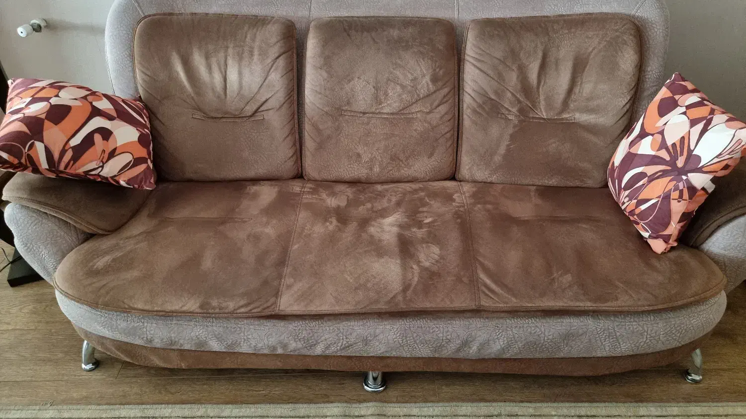 مبل تمام پارچه 7 نفره همراه با میز|مبلمان خانگی و میز عسلی|تهران, مجیدیه|دیوار