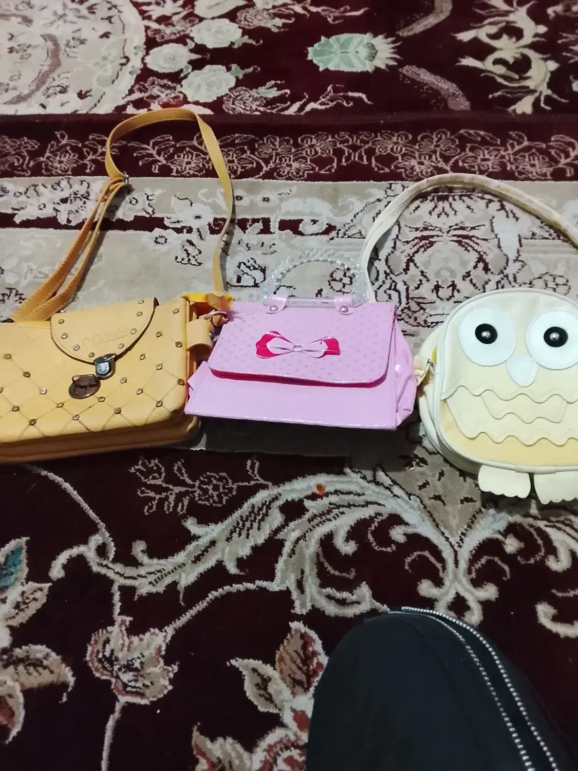 گاپیشن پچه گانه وپلویور مانتو ی|کفش و لباس بچه|مشهد, رضاییه|دیوار