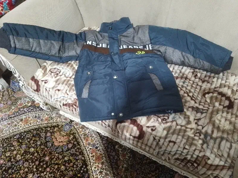 وسایل شخصی|کفش و لباس بچه|سلماس, |دیوار