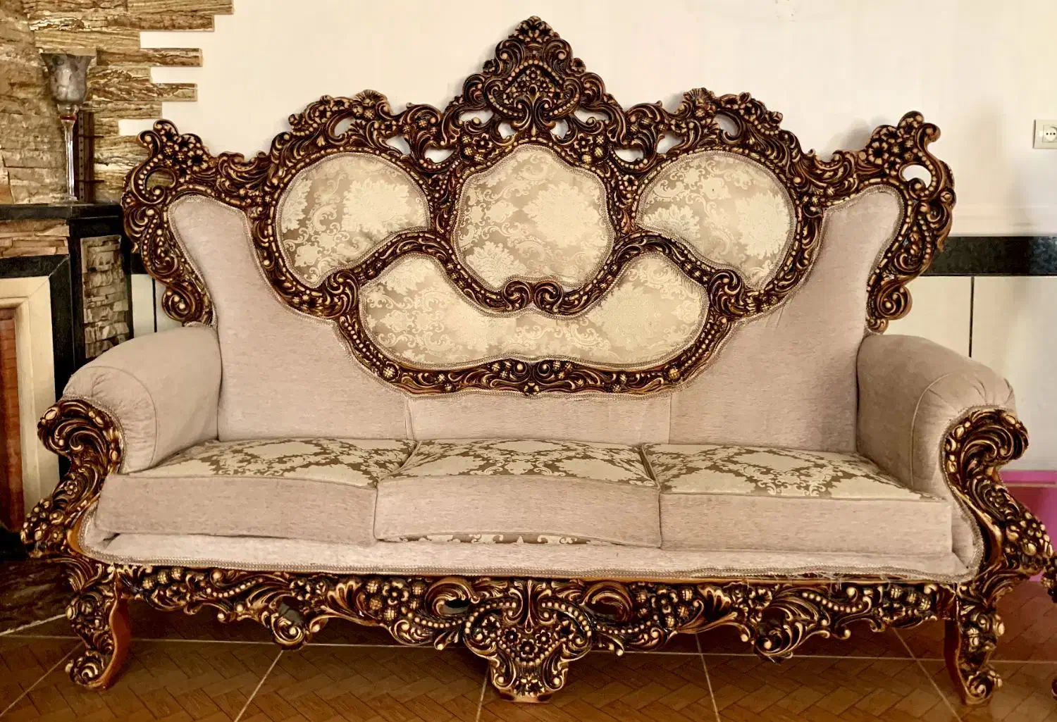 فروش مبل سلطنتی  9نفره|مبلمان خانگی و میز عسلی|برازجان, |دیوار