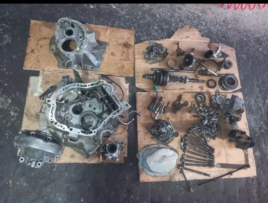 تعمیرگاه اتومبیل ایرانی وخارجی|خدمات موتور و ماشین|بیرجند, |دیوار