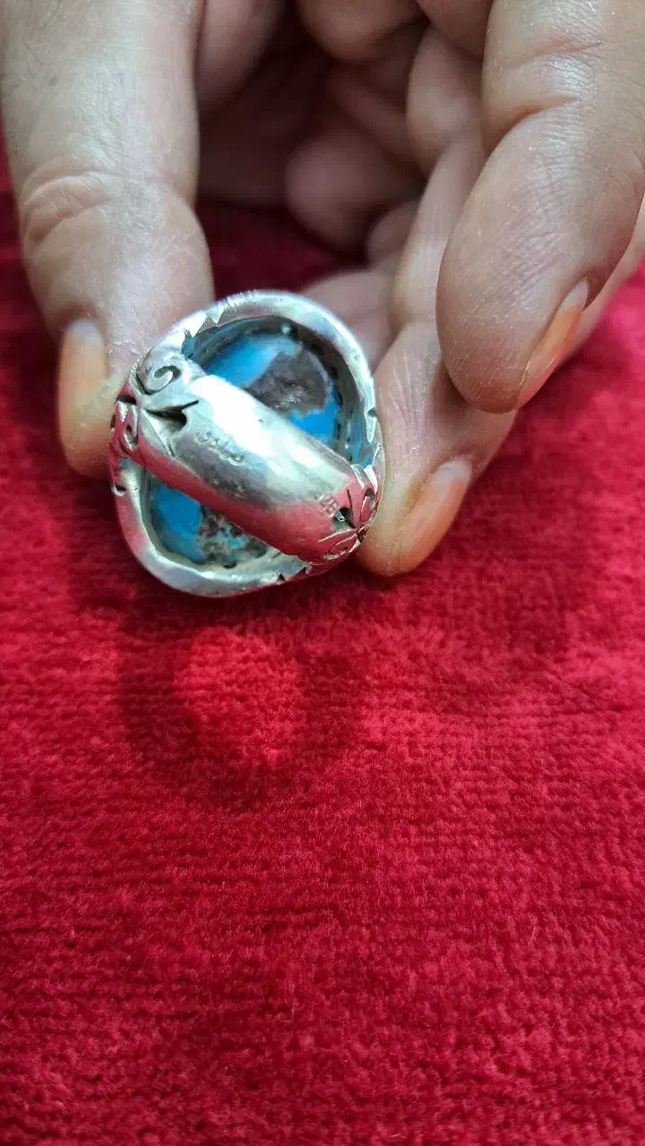 فیروزه نیشابوراصل|جواهرات|تهران, میدان ولیعصر|دیوار