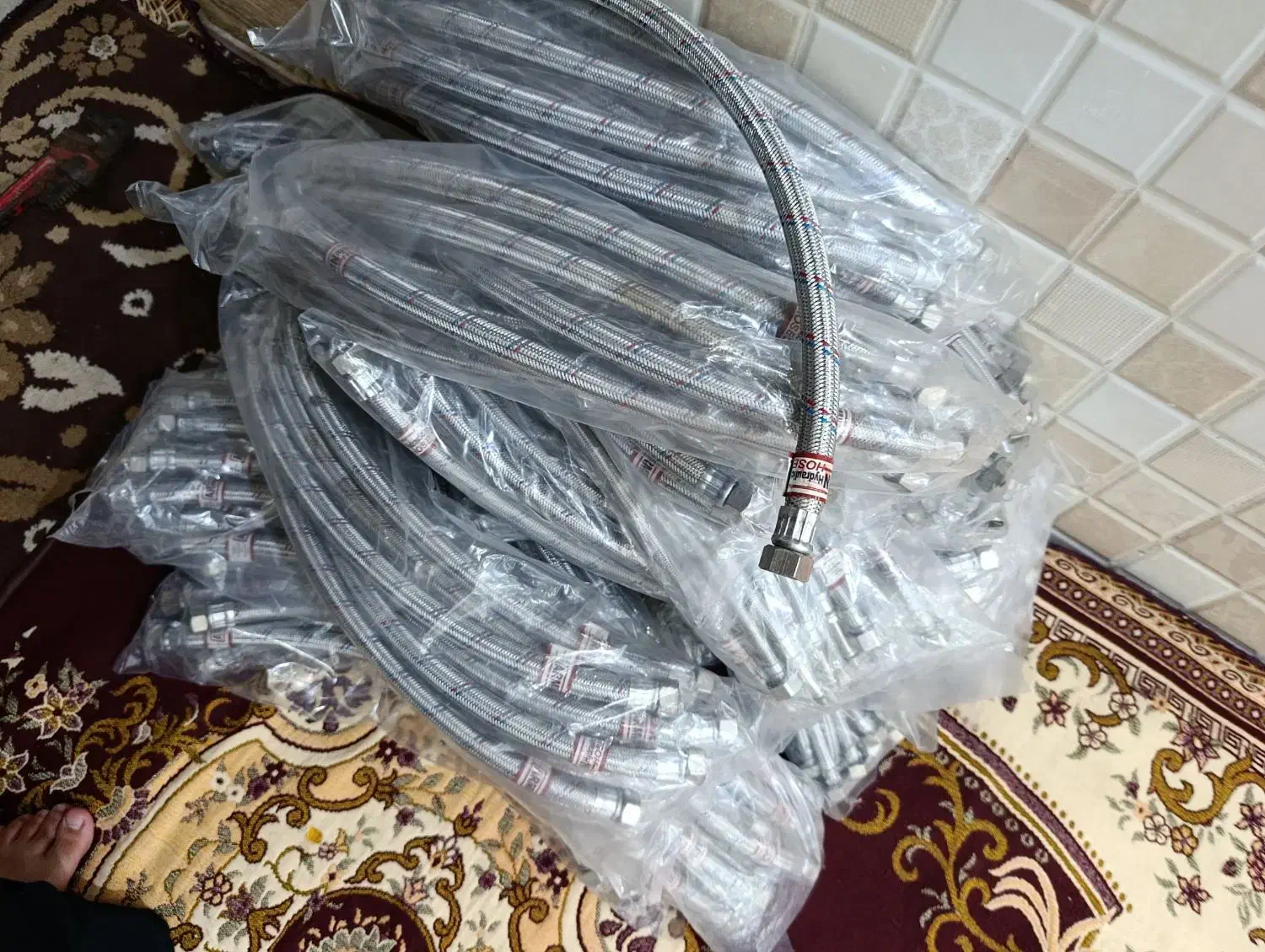 شلنگ دستشوئی و آبگرمکن|آبگرمکن، پکیج، شوفاژ|اهواز, نادری|دیوار