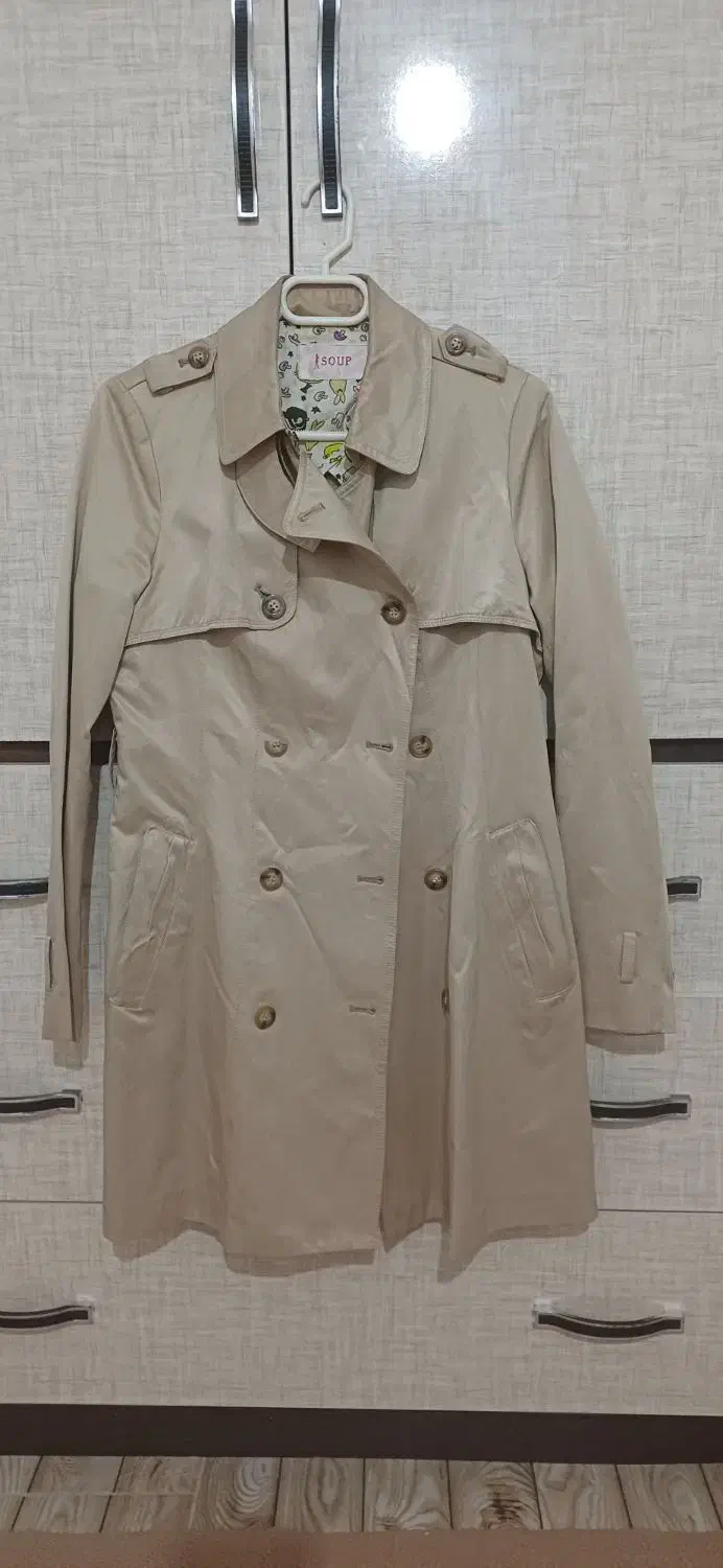 بارونی|لباس|کلاله, |دیوار