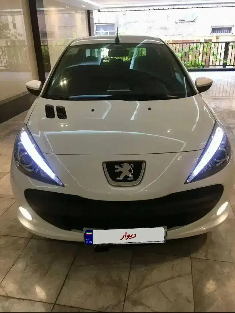 پژو۲۰۷ مدل ۹۷ اتومات|خودرو سواری و وانت|صومعه‌سرا, |دیوار