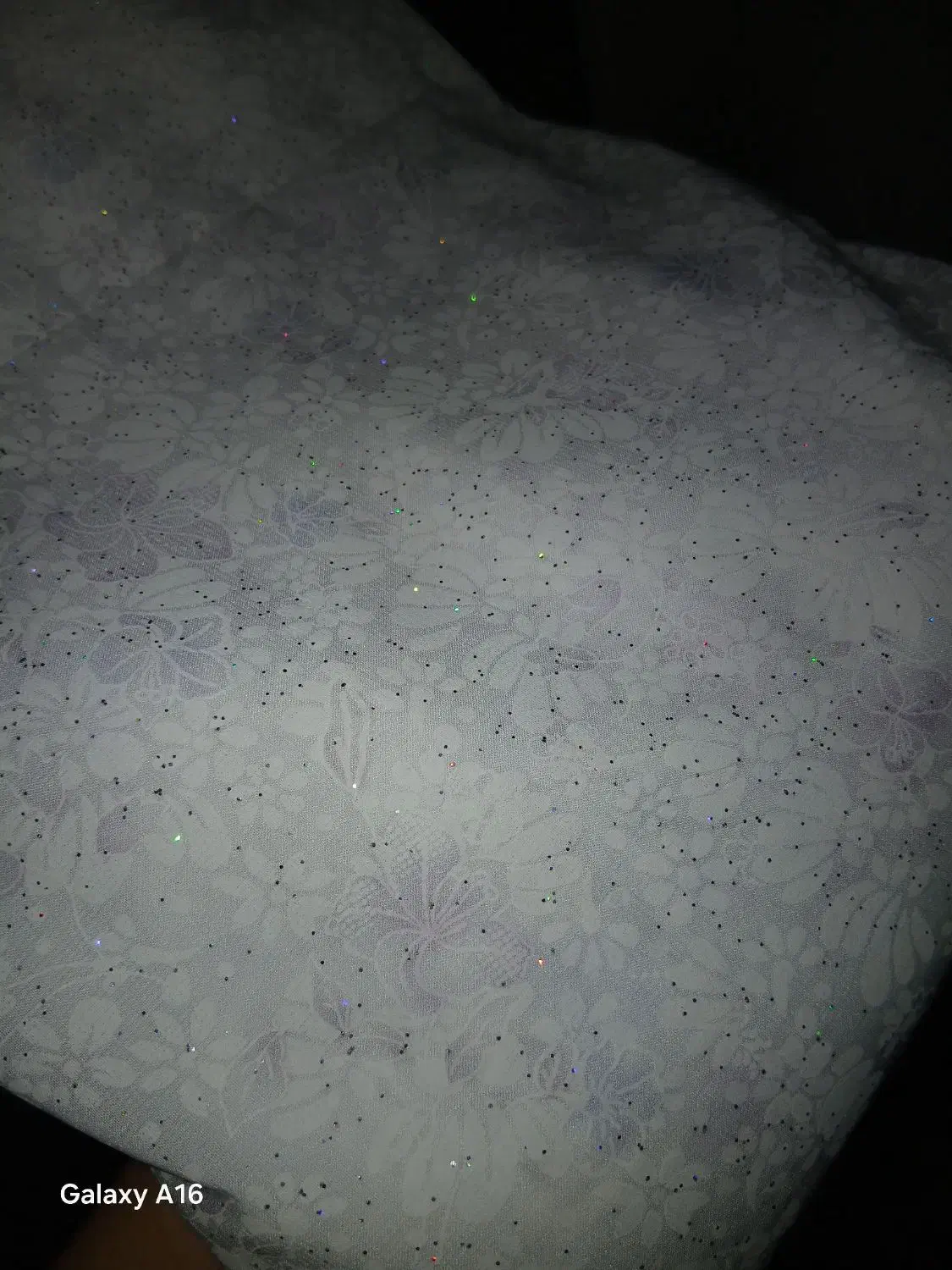 چادر سفید|لباس|نسیمشهر, |دیوار