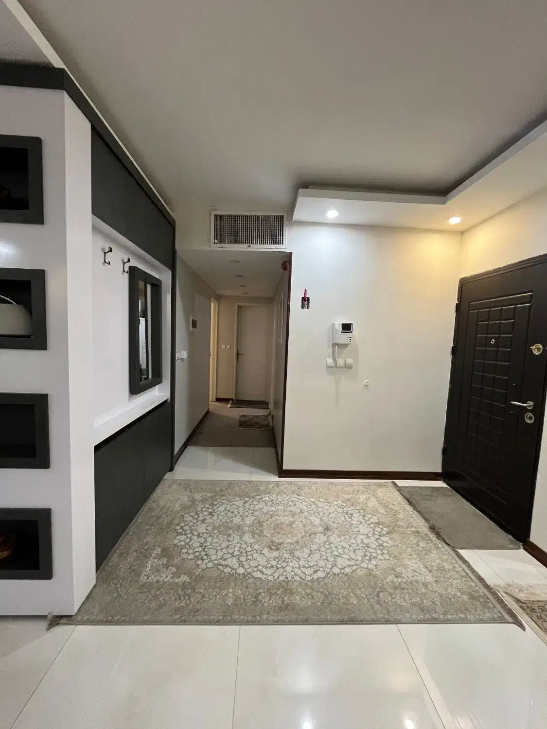 آپارتمان جنوبی ۱۱۱متر خیابان برازنده خیابان صفائیه|فروش آپارتمان|اصفهان, برازنده|دیوار