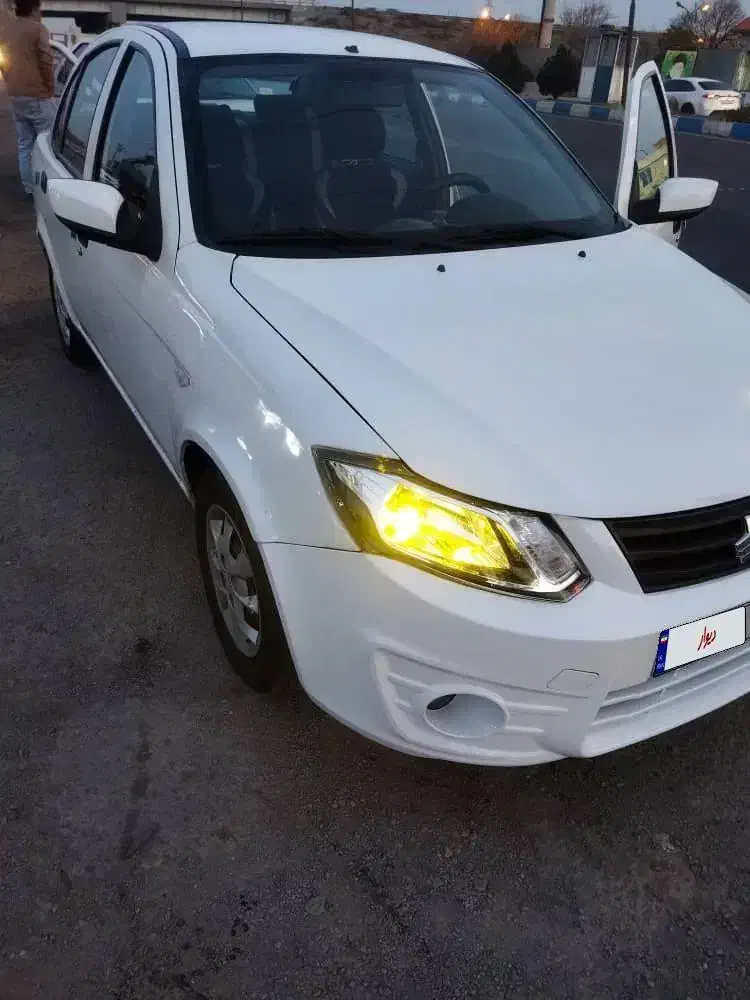 ساینا تمیز چهار حلقه لاستیک نو بیمه تکمیل|خودرو سواری و وانت|درگزین, |دیوار