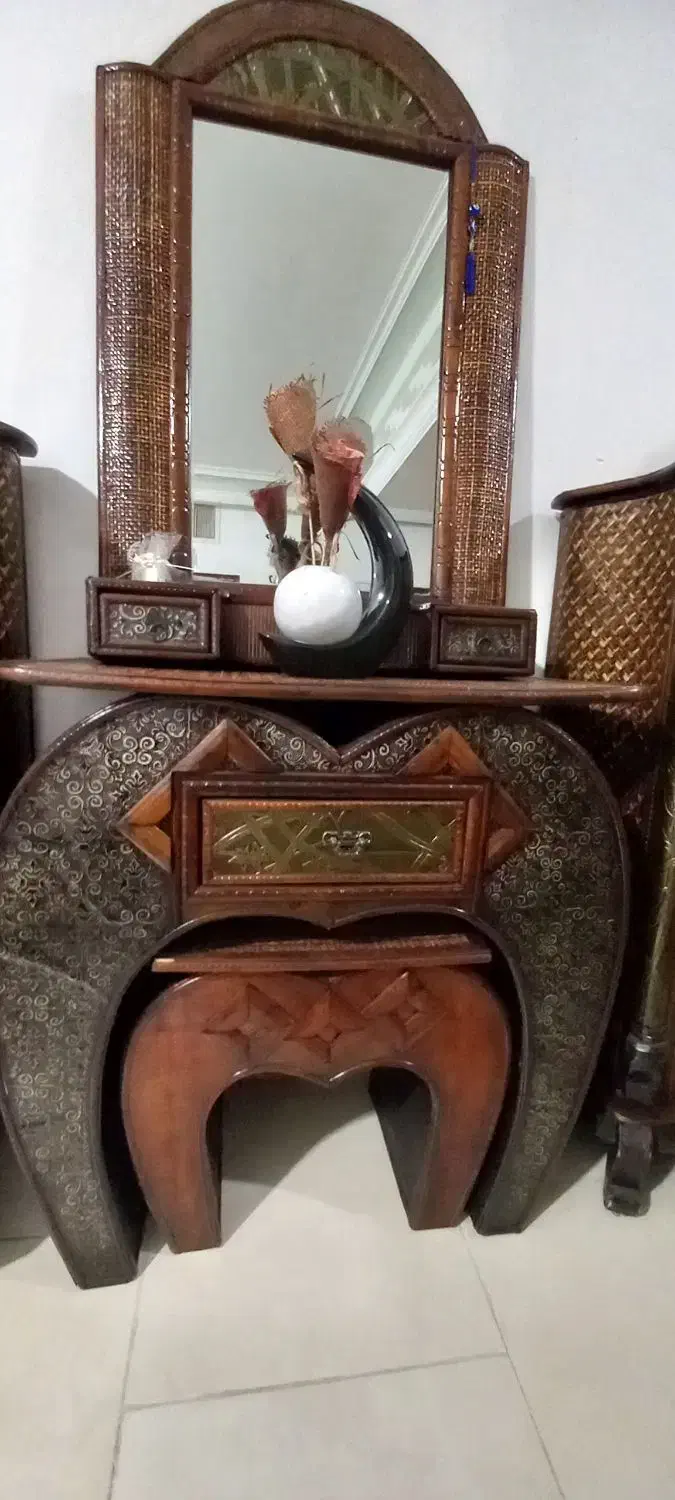 اینه کنسول عتیقه|بوفه، ویترین، کنسول|کاشمر, |دیوار