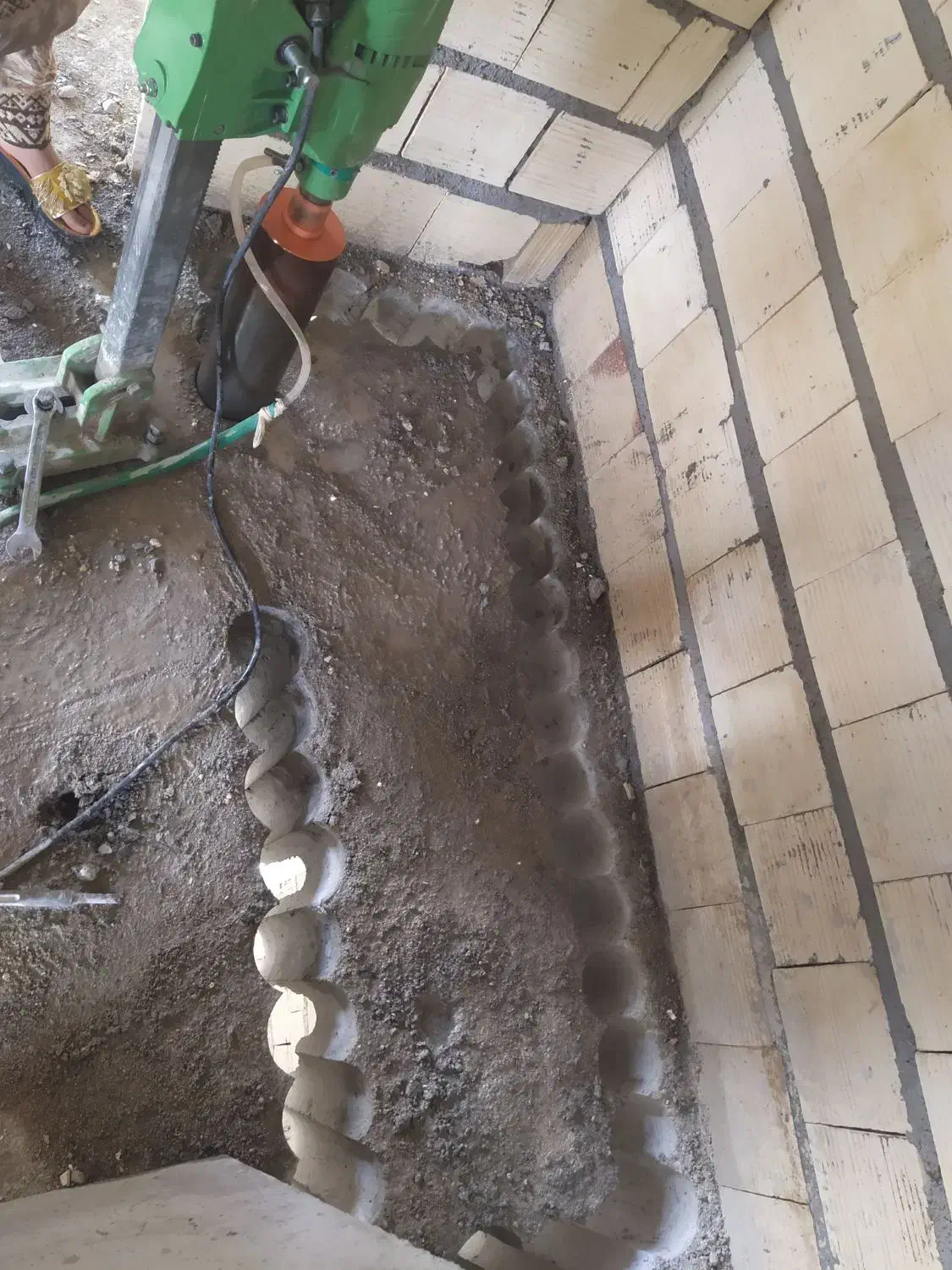 خدمات شیارزنی پیکور با بهترین کیفیت|خدمات پیشه و مهارت|یزد, |دیوار