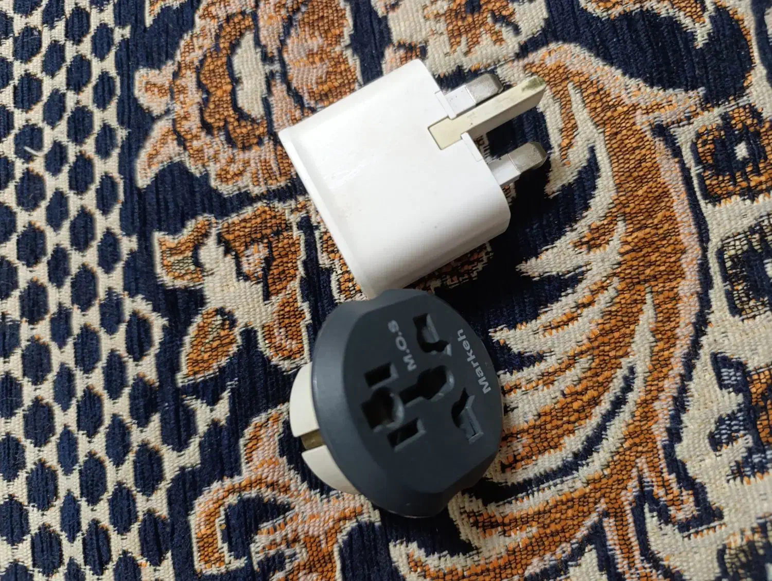 آداپتور سامسونگ اصلی با کلگی|لوازم جانبی موبایل و تبلت|قم, شاه ابراهیم|دیوار