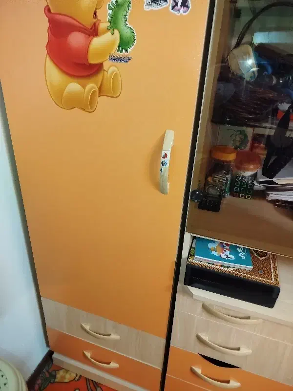 کمد نوزاد|جاکفشی، کمد، دراور|اصفهان, شاهزید|دیوار