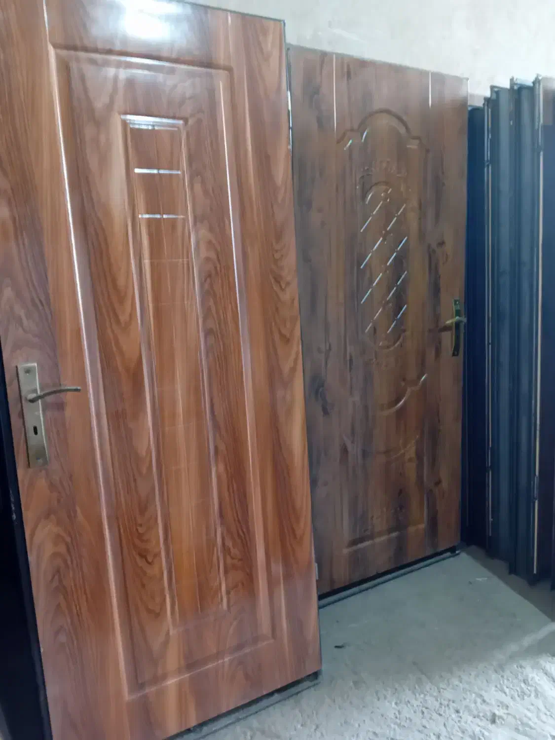 خریدو فروش  درب و پنجره بازار قوچان نبش بهشتی ۱۹|مصالح و تجهیزات ساختمان|قوچان, |دیوار