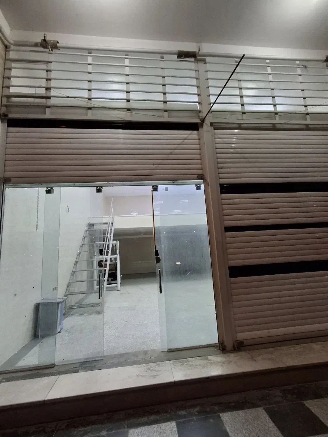 رهن و اجاره مغازه فرخی سیستانی|اجارهٔ مغازه و غرفه|زاهدان, |دیوار