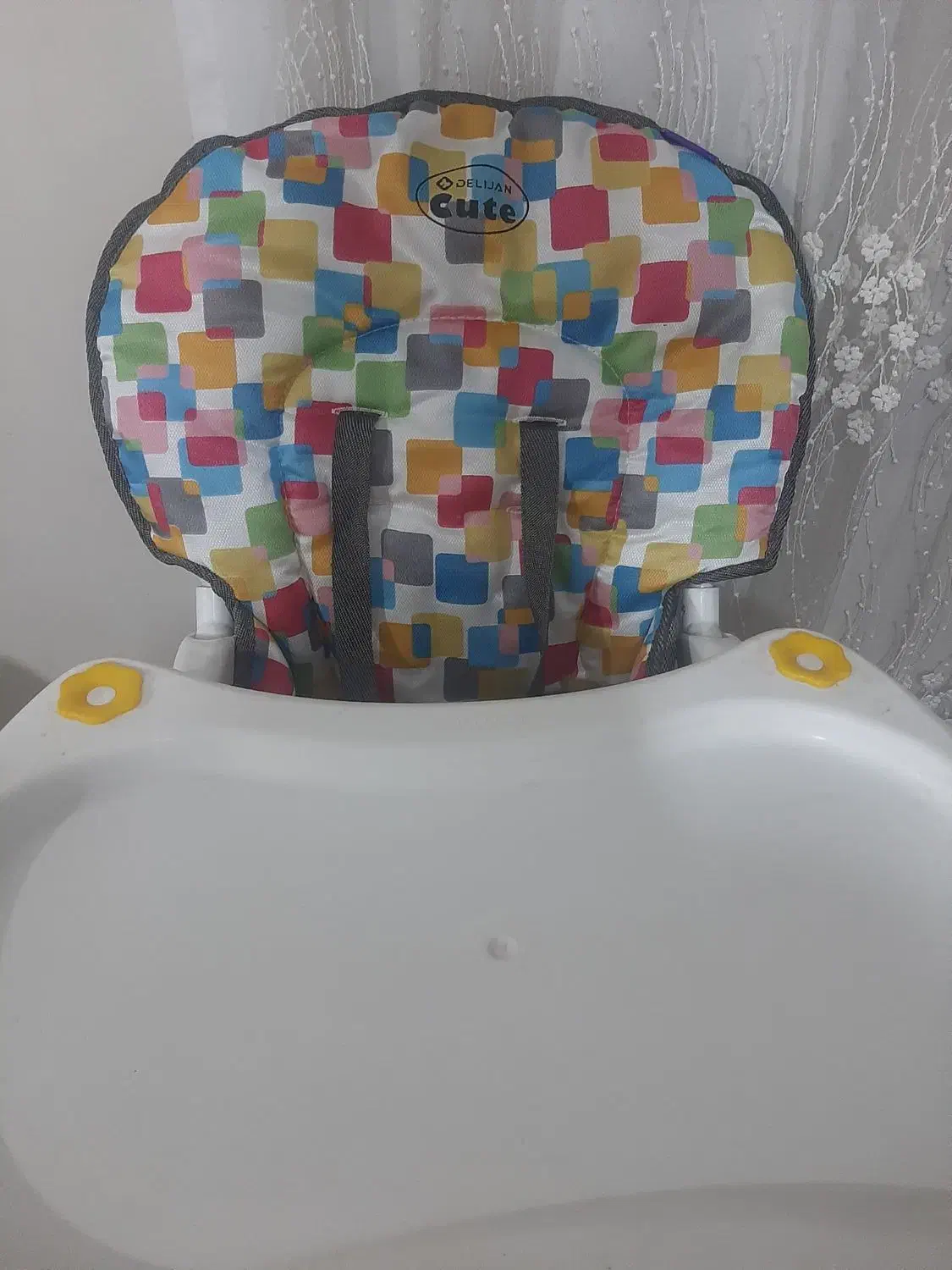 صندلی غذای کودک مارک دلیجان ۱ میلیون تومان|تخت و صندلی بچه|کهریزک, |دیوار