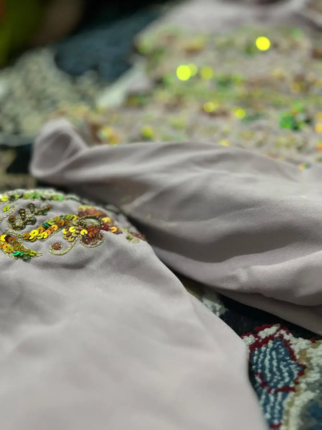 لباس دست دوز فروشی|لباس|سراوان, |دیوار