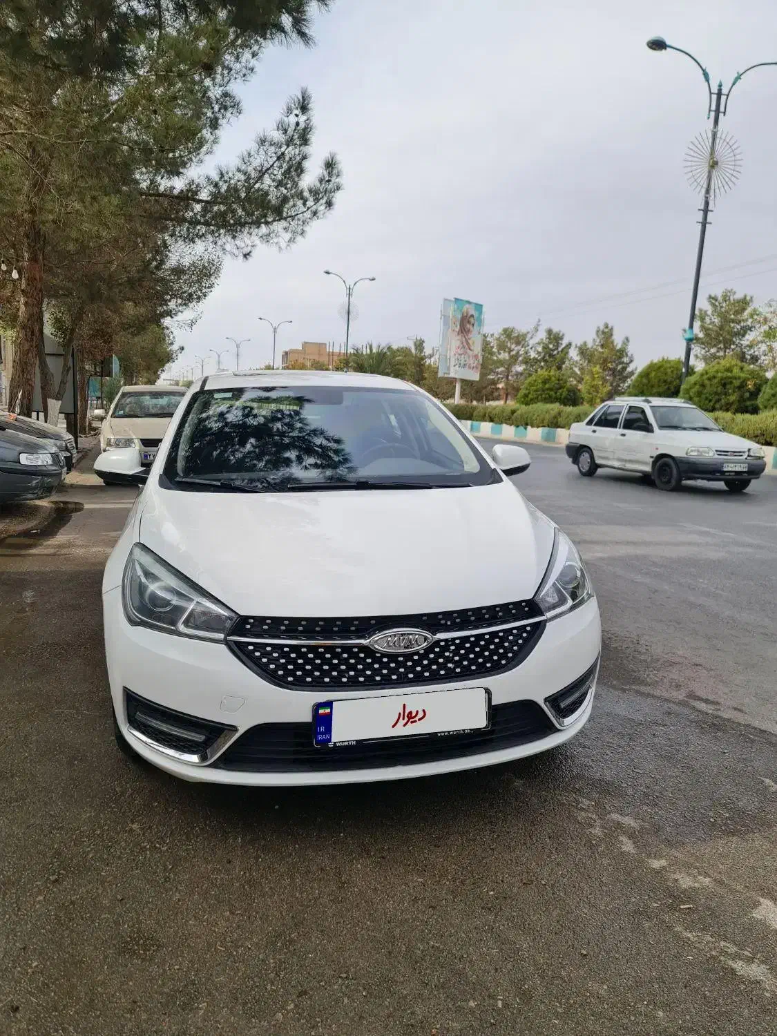 آریزو5مدل 1402سفید|خودرو سواری و وانت|یزد, |دیوار