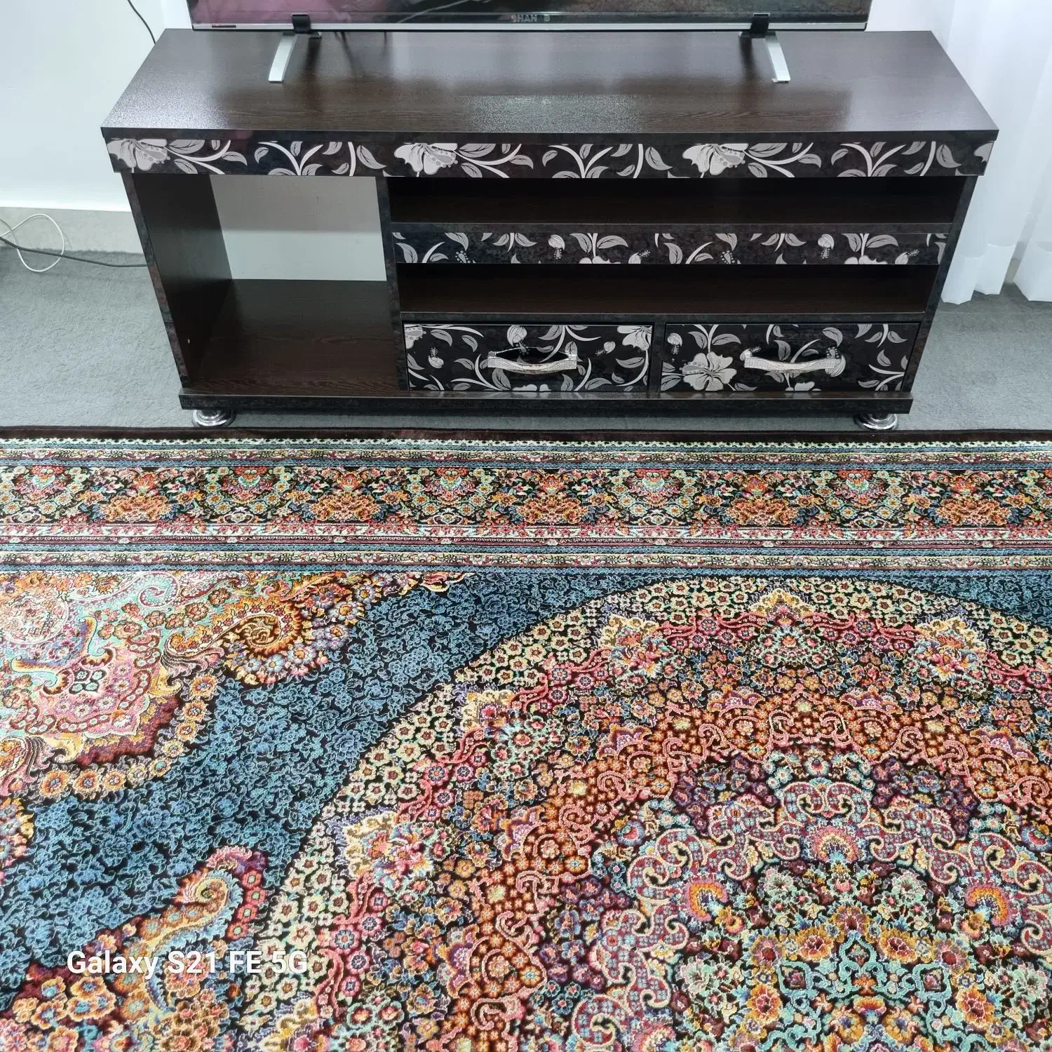 مبل ۷ نفره با میز تلویزیون|مبلمان خانگی و میز عسلی|رشت, دروازه لاکان|دیوار