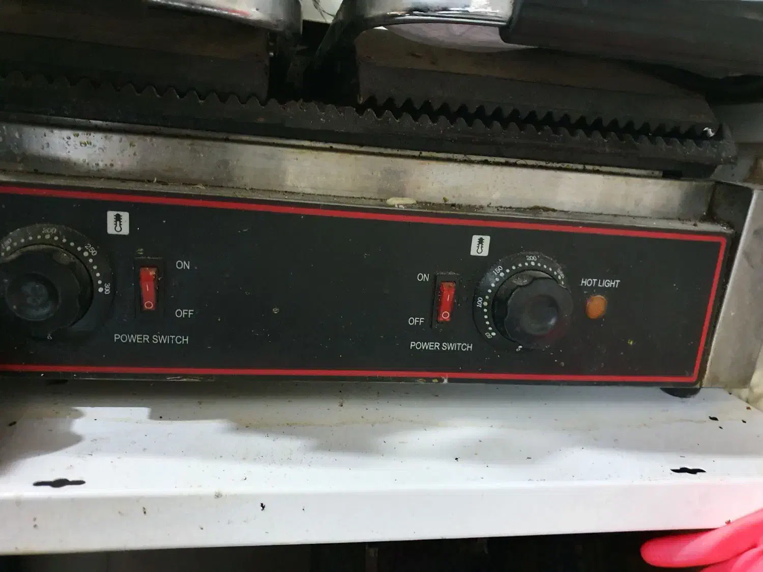 قهوه ساز صنعتی گاگیا لمسی و اسنک ساز صنعتی|سماور، چای‌ساز، قهوه‌ساز|یزد, |دیوار