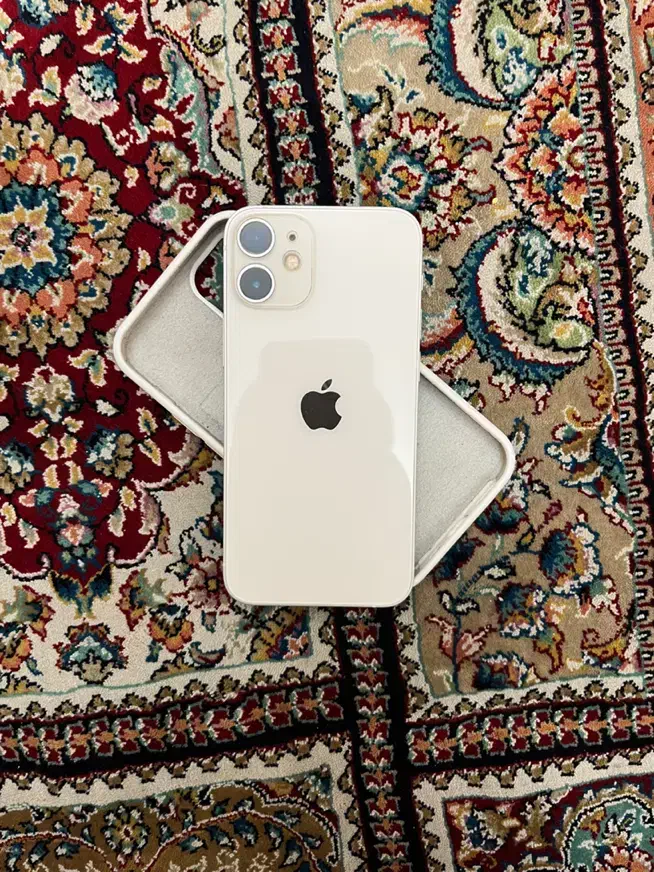 ۱۲mini|موبایل|کرمان, |دیوار