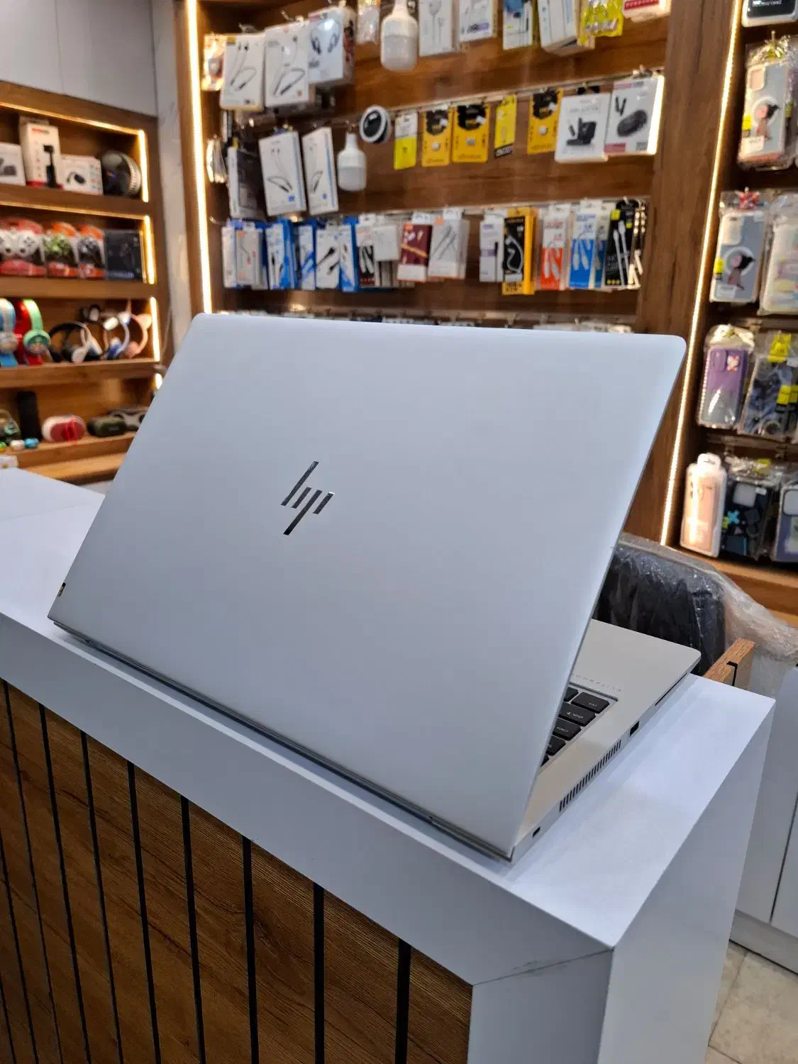 لپتاپ کارکرده برند HP|رایانه همراه|آران و بیدگل, |دیوار
