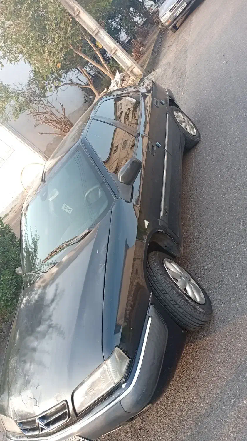 زانتیا سرمه‌ای مدل ۸۳ سه‌تیکه پلمپ|خودرو سواری و وانت|اراک, |دیوار