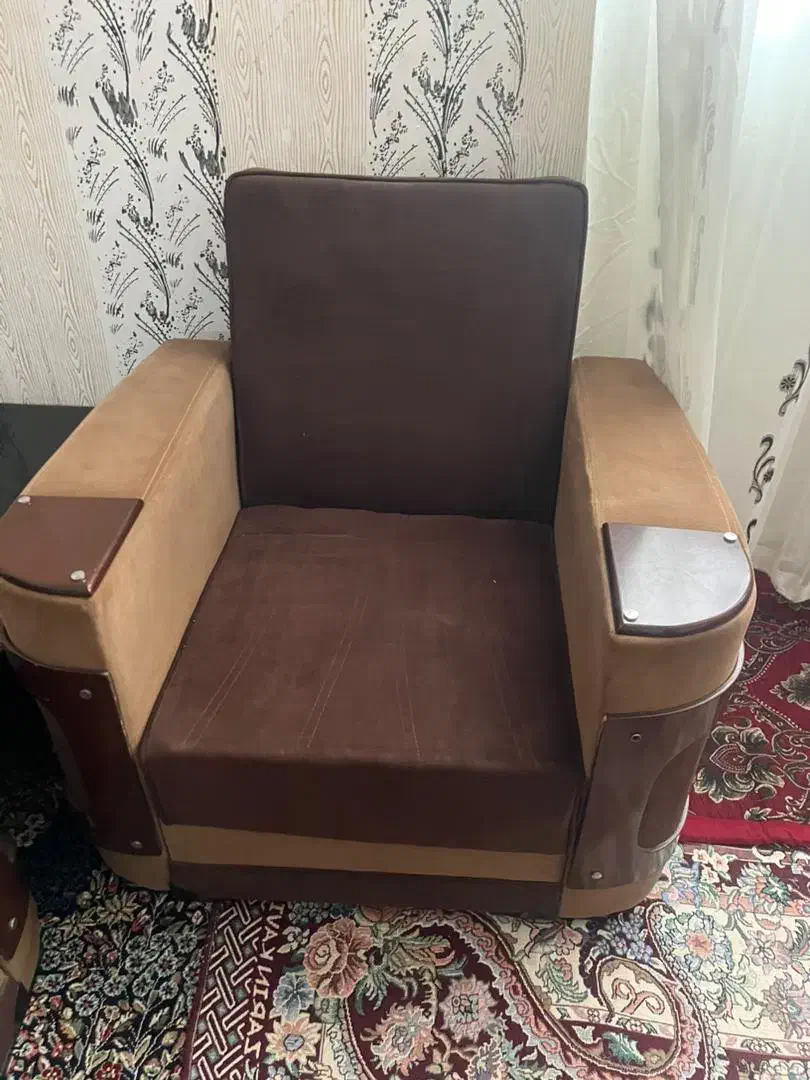 مبل ۵نفره|مبلمان خانگی و میز عسلی|جیرفت, |دیوار