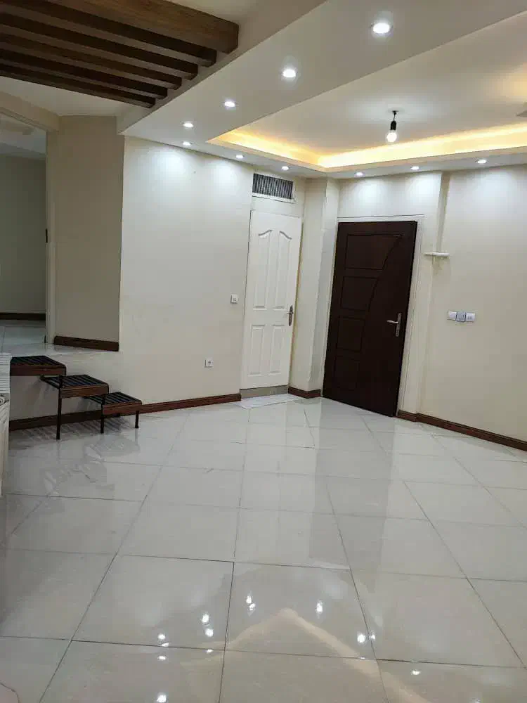 ۸۰ متر ۲ خواب دارآباد