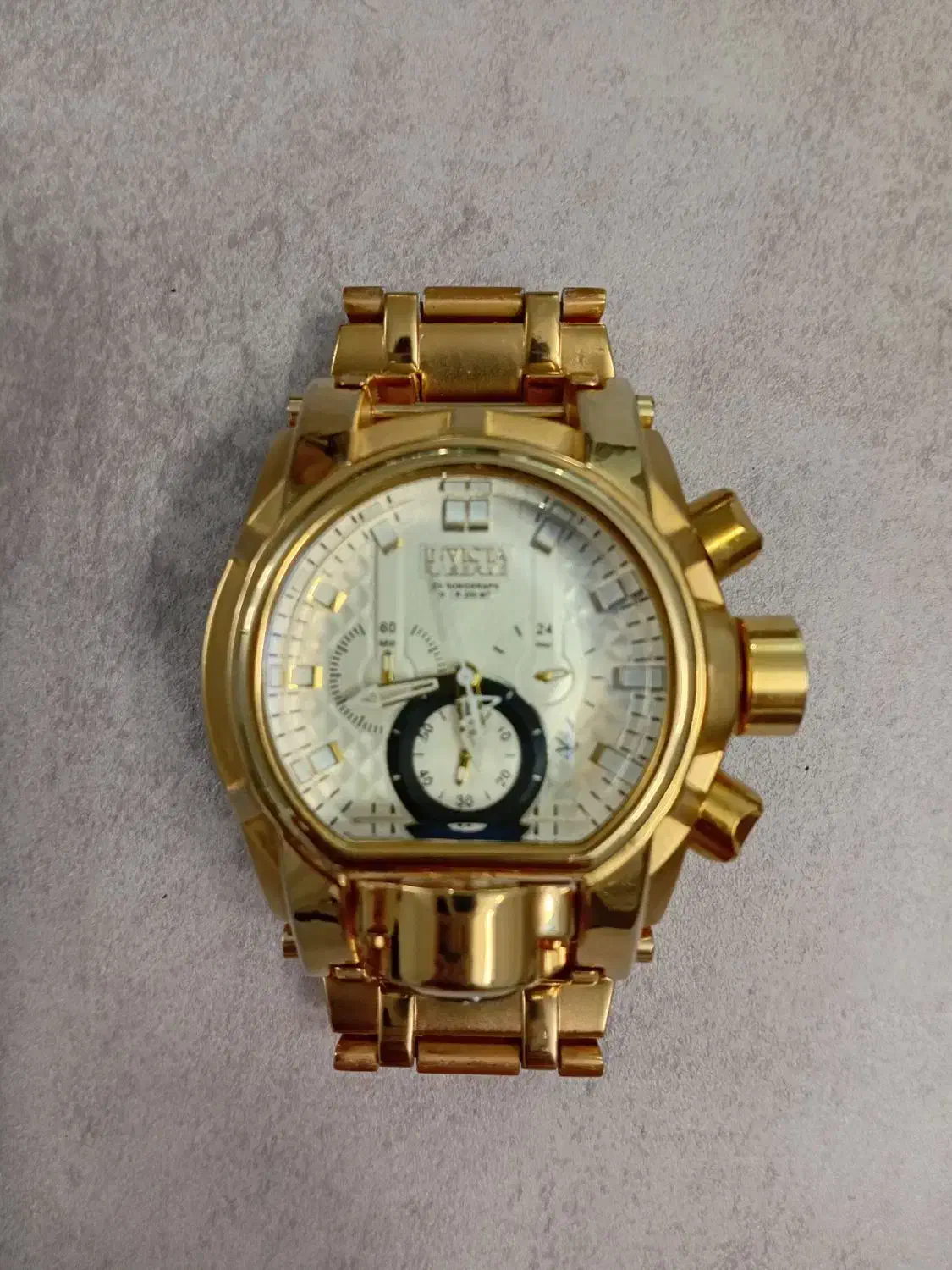 ساعت مچی برند سوئیسی آمریکایی|ساعت|پاکدشت, حصار امیر|دیوار