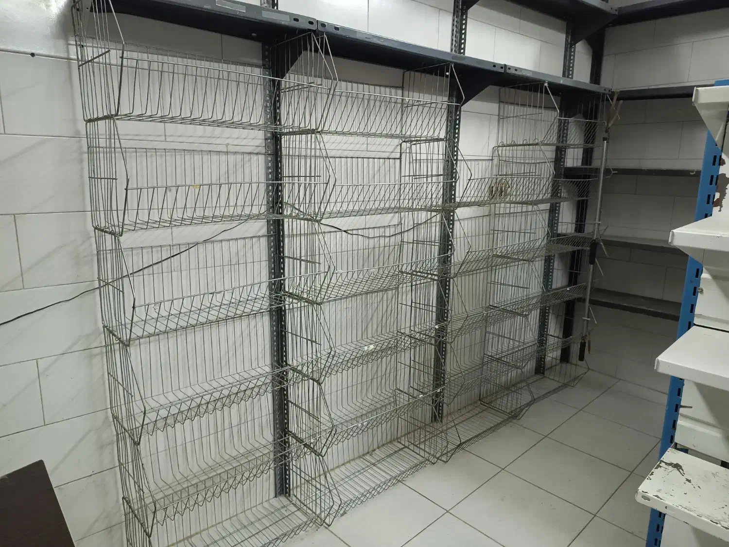 قفسه دیواری و استند|فروشگاه و مغازه|کرمانشاه, |دیوار