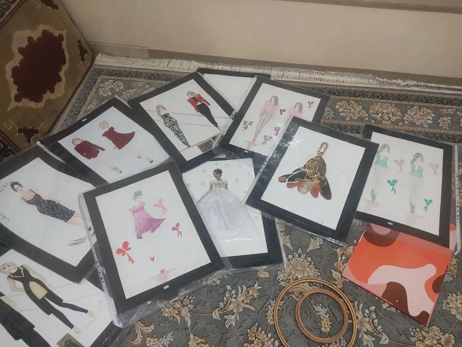 فروش تعدادی وسایل رشته خیاطی وطراحی و دوخت|لوازم خیاطی و بافتنی|شیراز, شهرک مطهری|دیوار