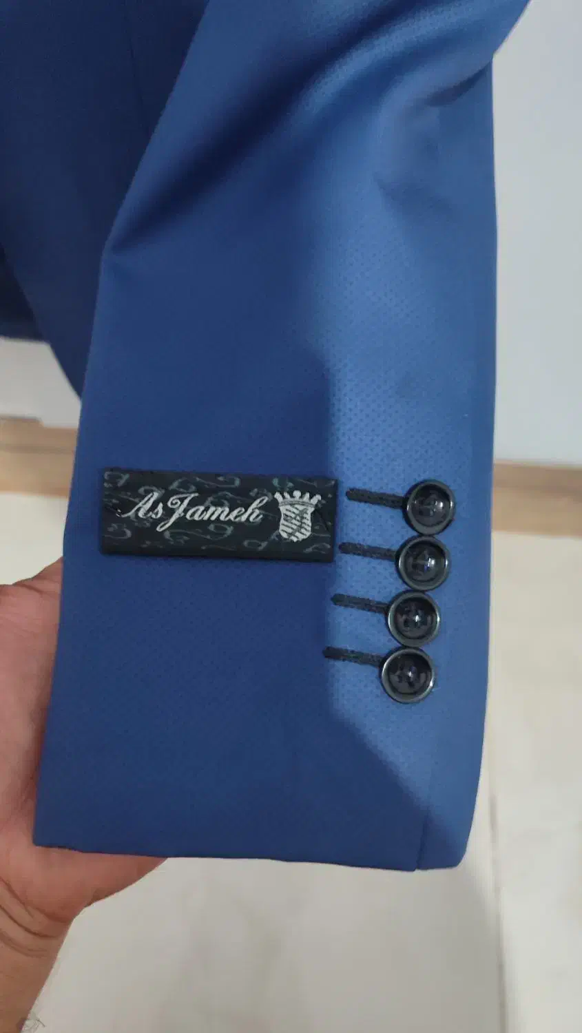 کت و شلوار خوش رنگ و کم استفاده|لباس|تربتحیدریه, یحیی آباد|دیوار