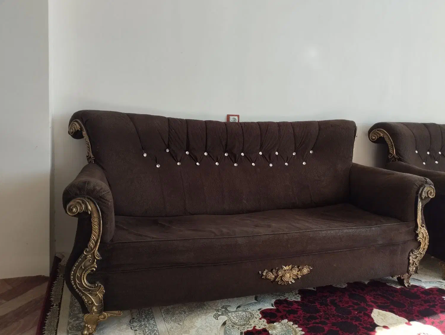 مبلمان ۷نفره کارکرده|مبلمان خانگی و میز عسلی|ایلخچی, |دیوار