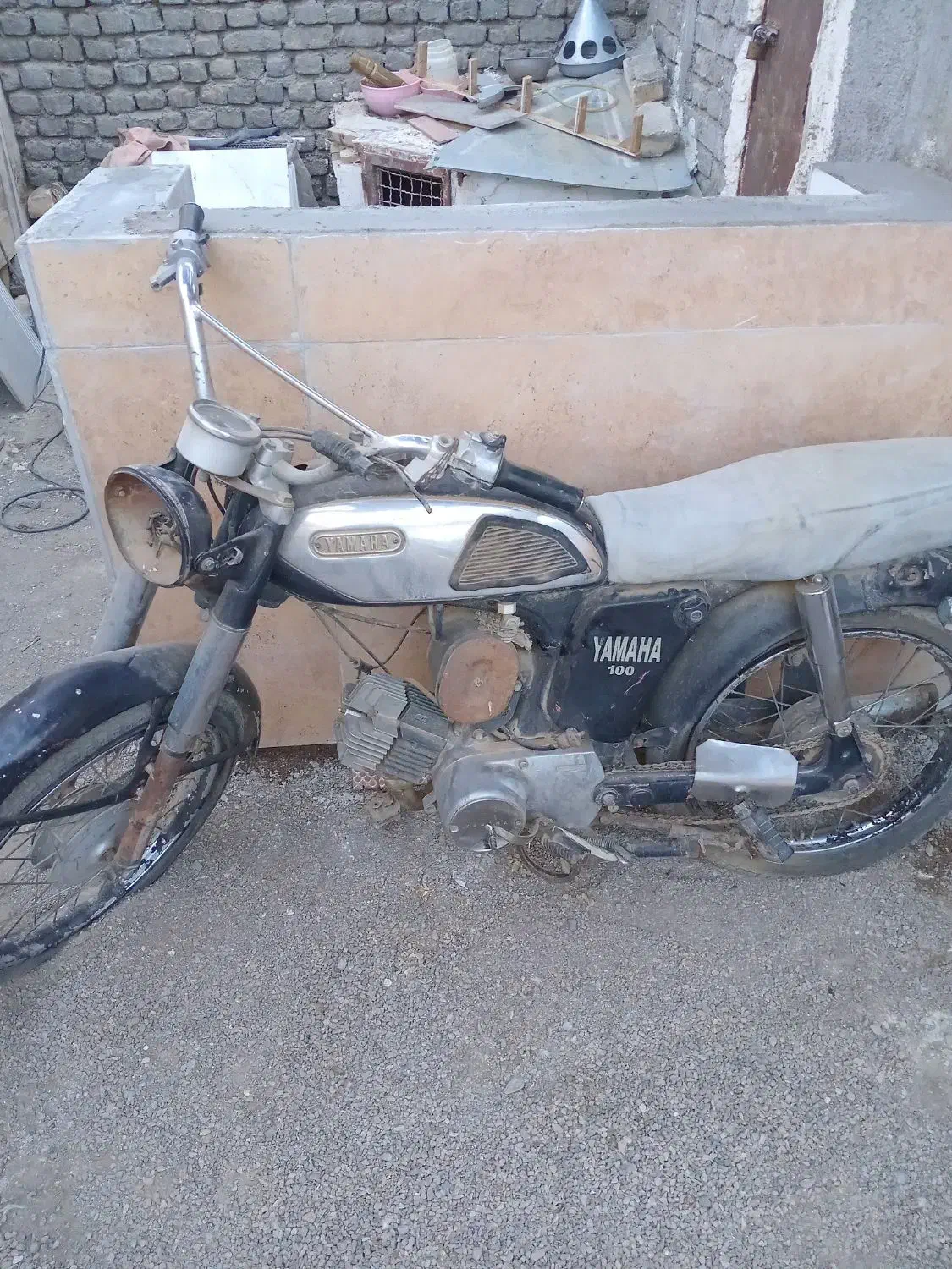 یاماها|موتورسیکلت|قائن, |دیوار