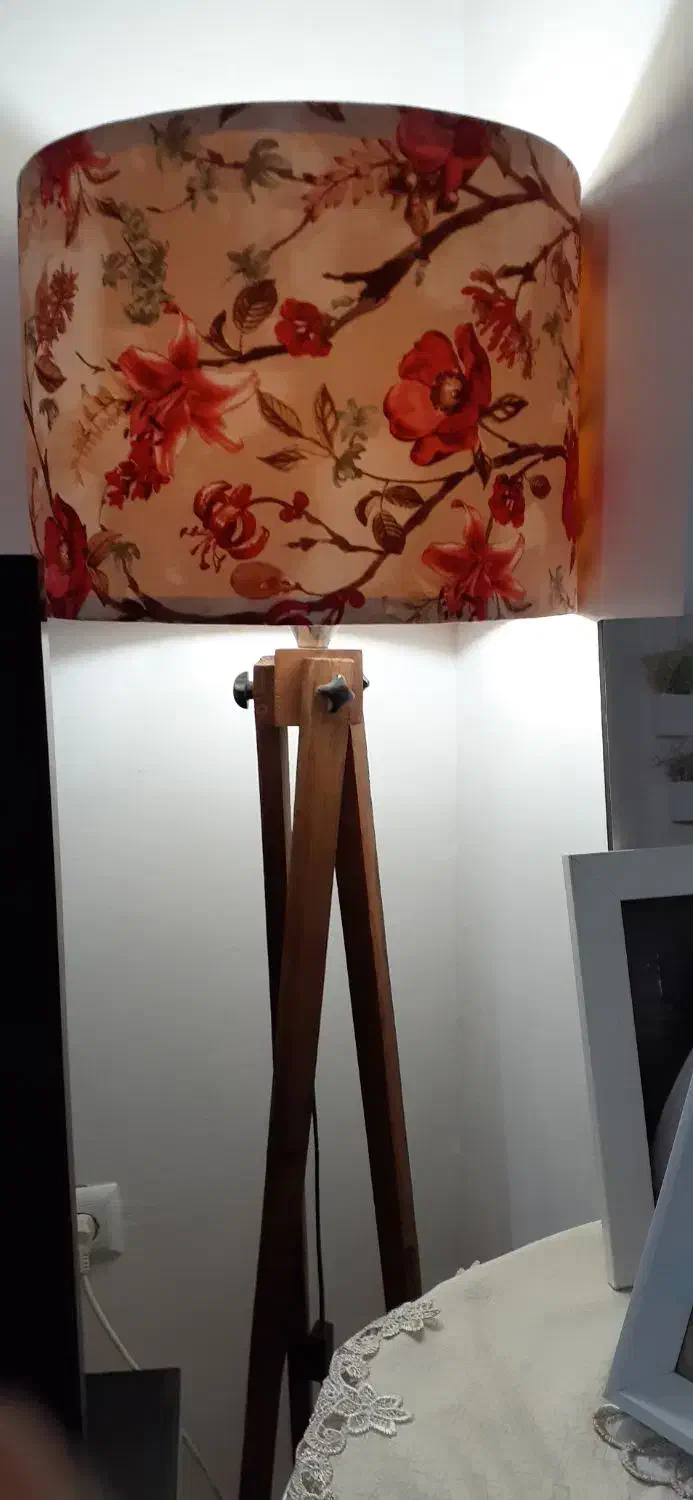 آباژور ایستاده|چراغ خواب و آباژور|رشت, کوی حسینی|دیوار